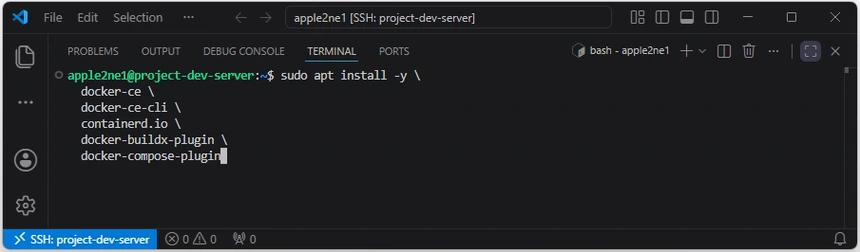 VS Code의 Linux 서버 터미널에서 Docker Engine과 CLI, containerd, Buildx와 Compose 플러그인 설치 명령을 입력한 화면