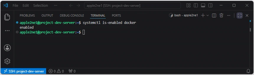 VS Code의 Linux 서버 터미널에서 systemctl is-enabled docker 명령을 실행해 enabled 결과를 확인한 화면