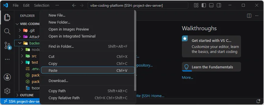 VS Code Explorer에서 backend 폴더의 바로 가기 메뉴를 열고 Paste를 선택한 화면