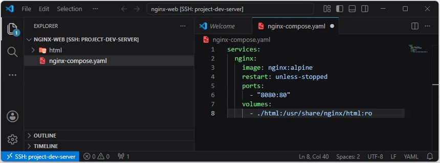 VS Code에서 nginx-compose.yaml 파일에 Nginx 서비스, 8080 포트 게시와 읽기 전용 HTML 바인드 마운트를 작성한 화면