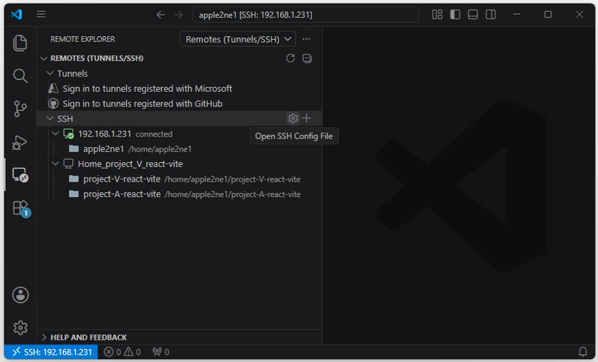 VS Code Remote Explorer의 SSH 항목에서 설정 톱니바퀴를 가리키자 Open SSH Config File 안내가 표시된 화면